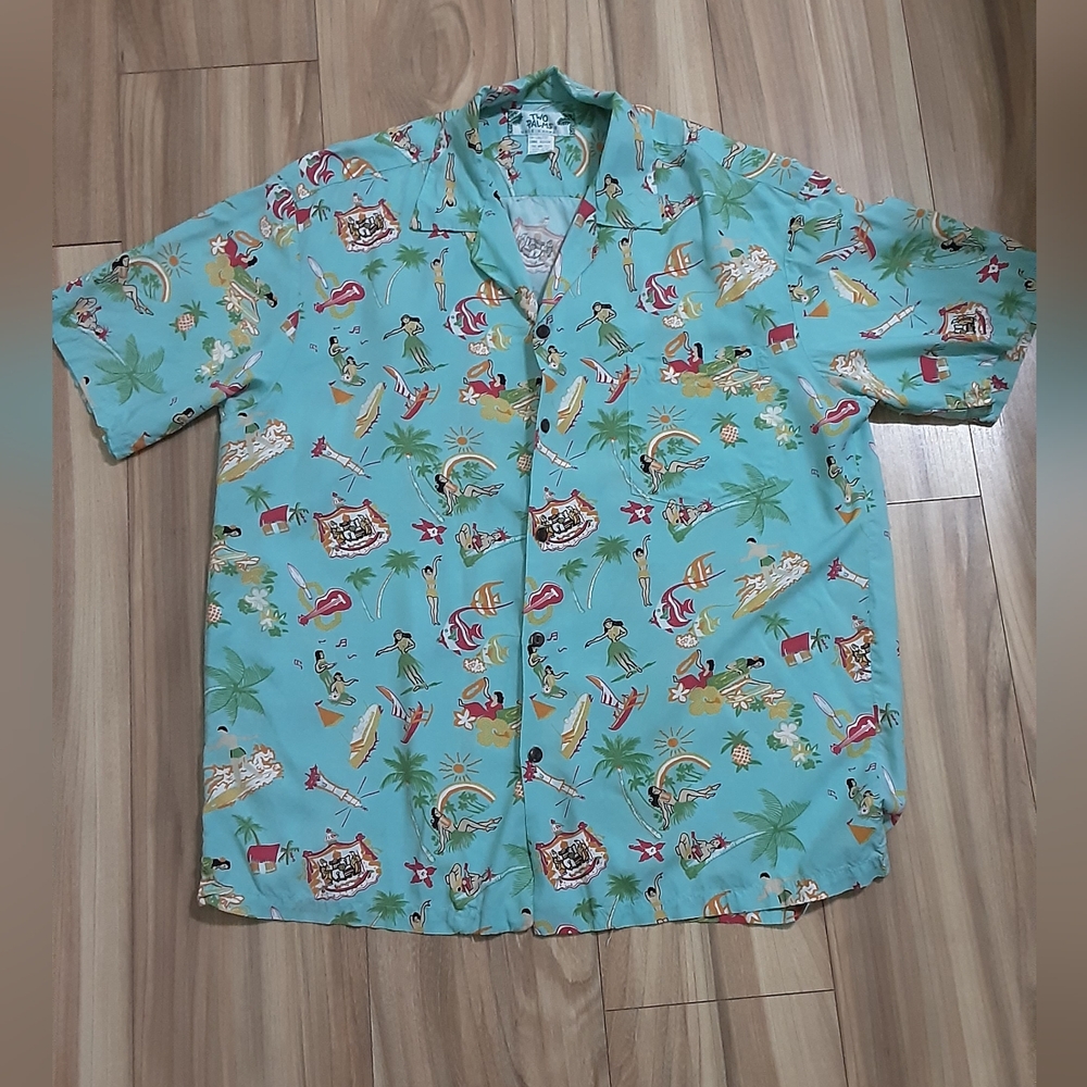 Two Palms Hawaiian Print Short Sleeve Button Down Shirt.